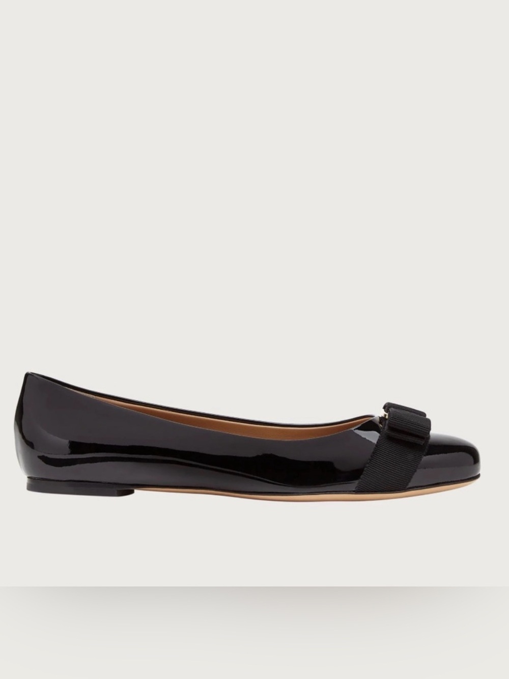 FERRAGAMO “Varina” Ballet Flat in Black Patent Leather